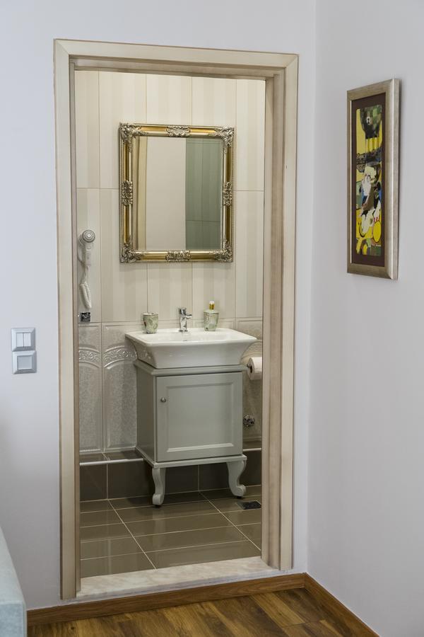 Le Bijou Luxury Rooms & Suites เวเรีย ภายนอก รูปภาพ