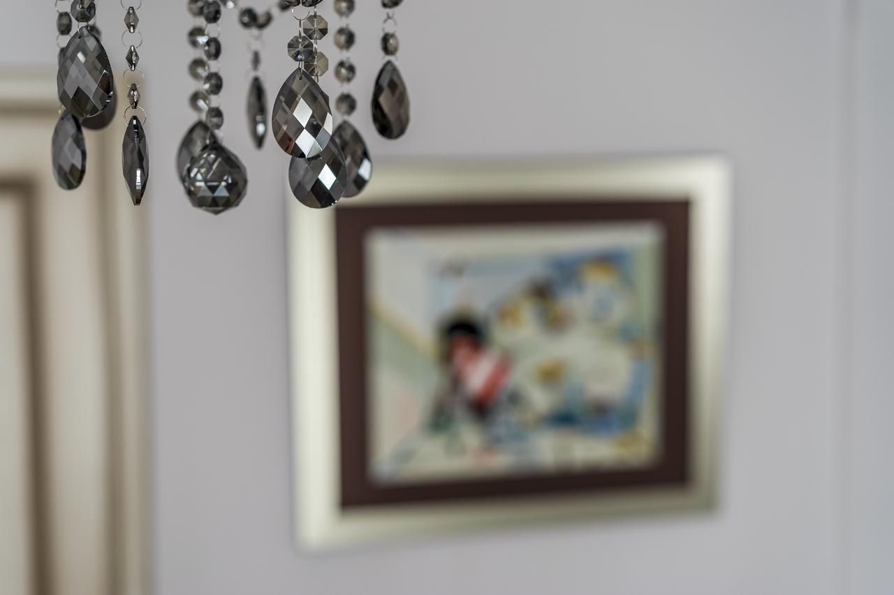 Le Bijou Luxury Rooms & Suites เวเรีย ภายนอก รูปภาพ